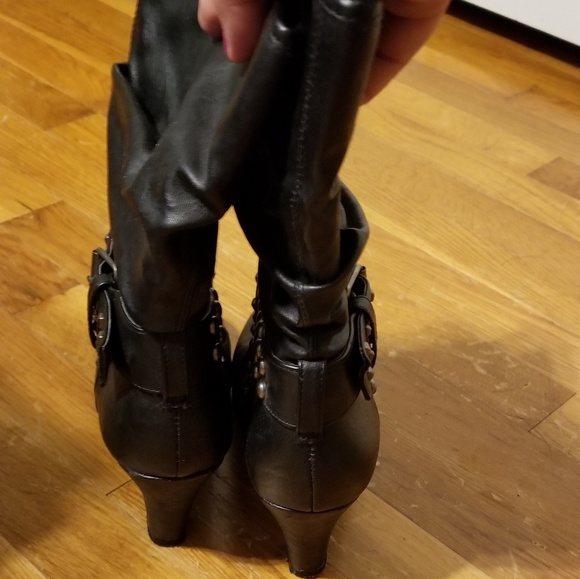 Candie's Boots - Picture 3 of 4